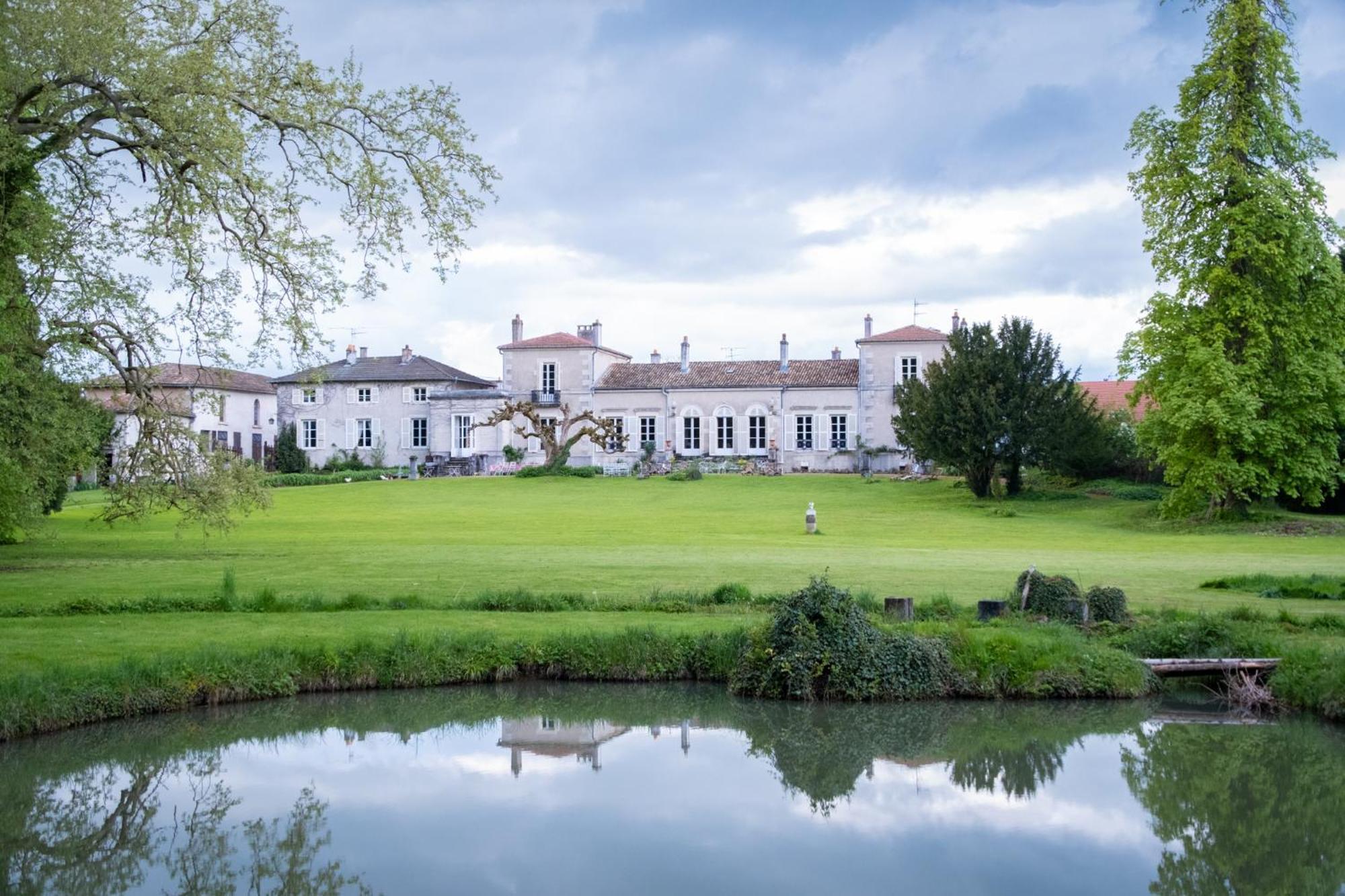Chateau De Choloy Exteriör bild