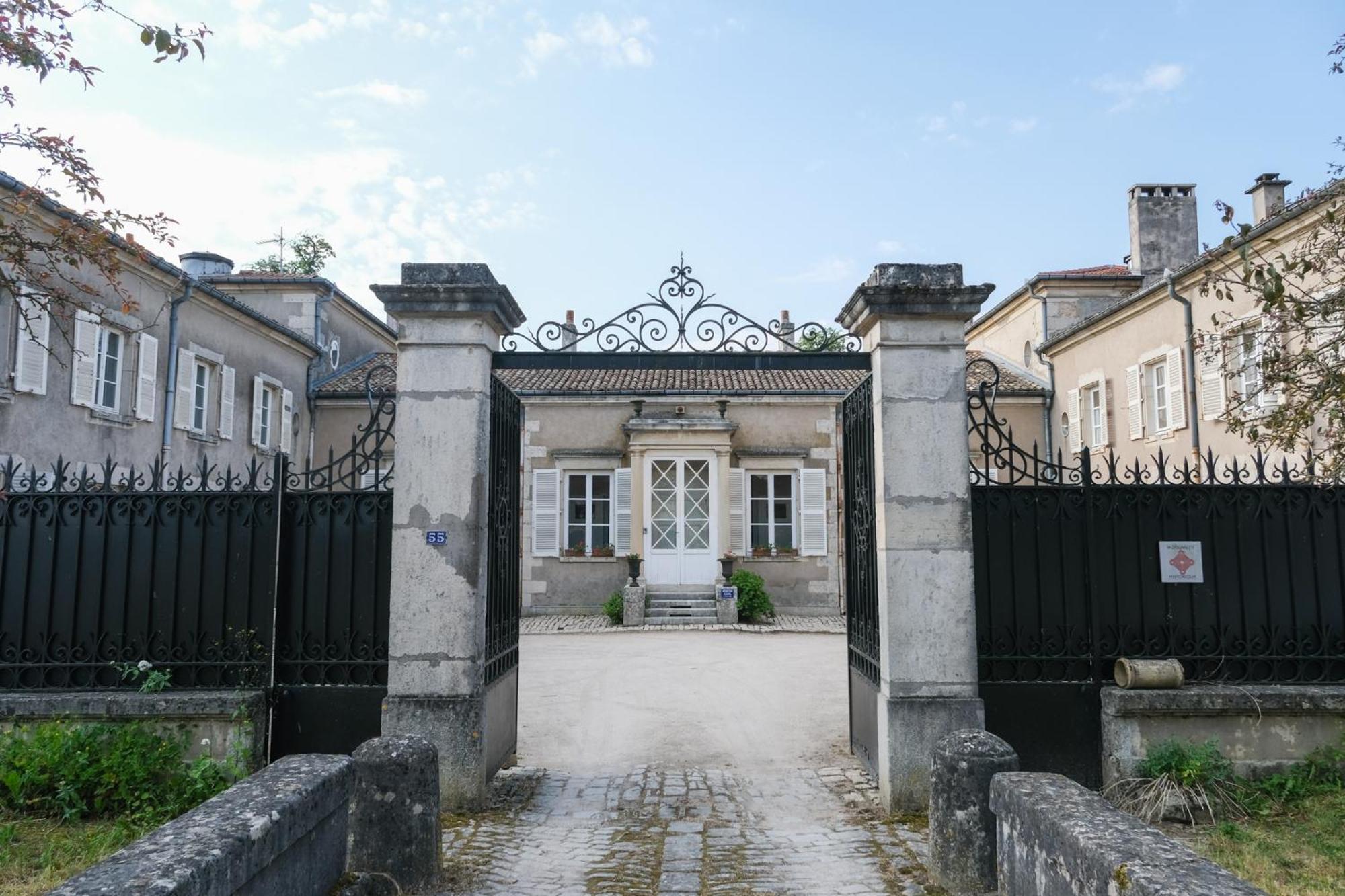 Chateau De Choloy Exteriör bild