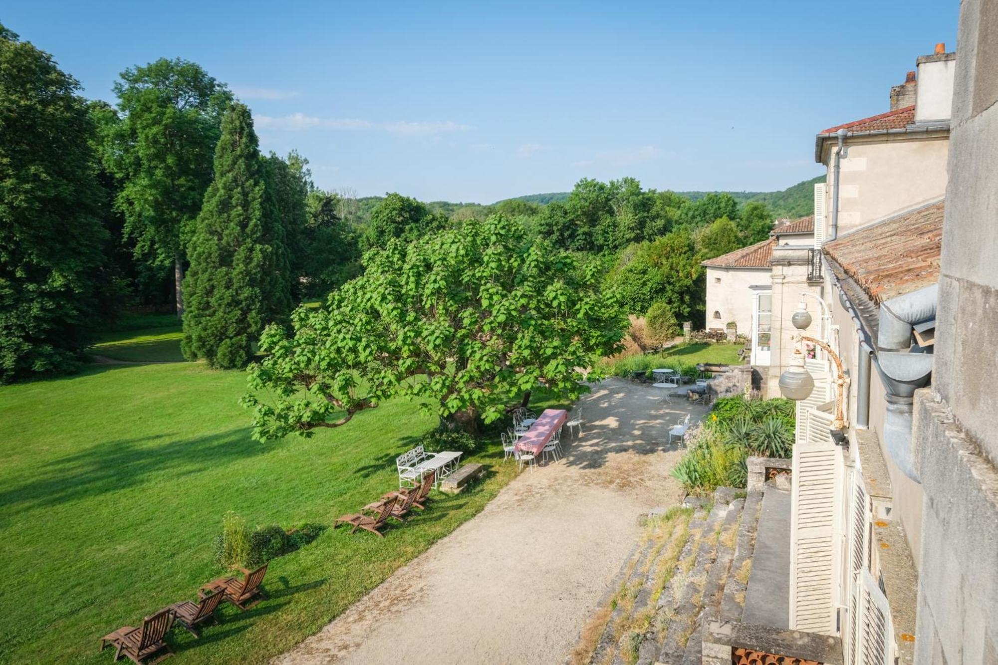 Chateau De Choloy Exteriör bild